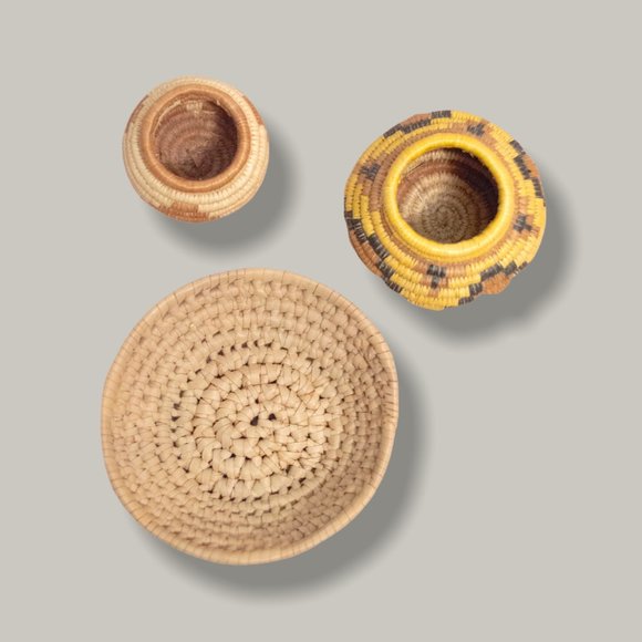 Handmade Mini Straw Bowl Set - Picture 3 of 3